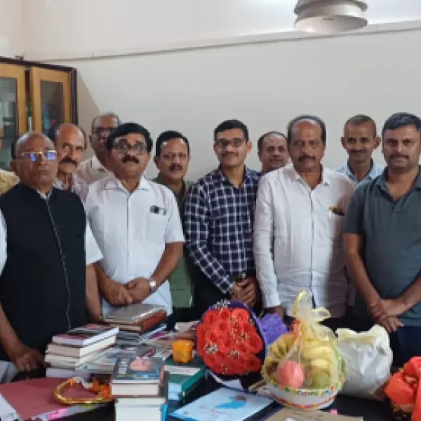 ಮಾನ್ಯ ಜಿಲ್ಲಾಧಿಕಾರಿಗಳ ಬೀಳ್ಕೊಡಿಗೆಯ ಕ್ಷಣ